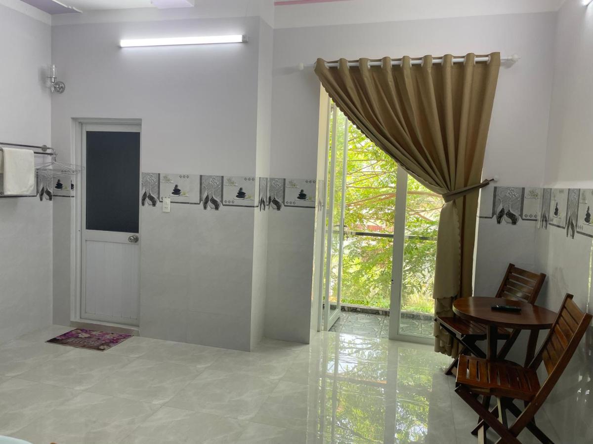 Thien Ngoc Hostel Can Tho Esterno foto